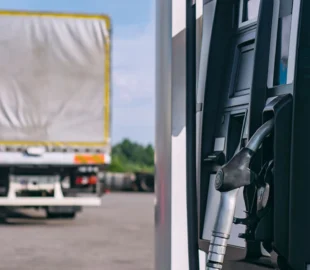 benefícios e tipos de controle de abastecimento de frota